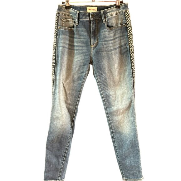 Driftwood Women's Blue White Bohemian Jeans Size 28 Embroidered Contrast Stripe - Picture 1 of 6